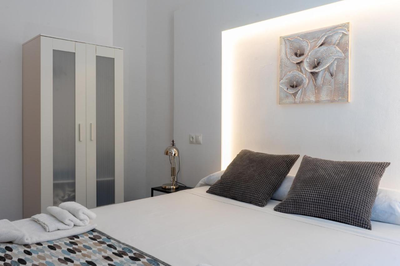 Mar Y Arte Apartamentos Malaga Exterior photo