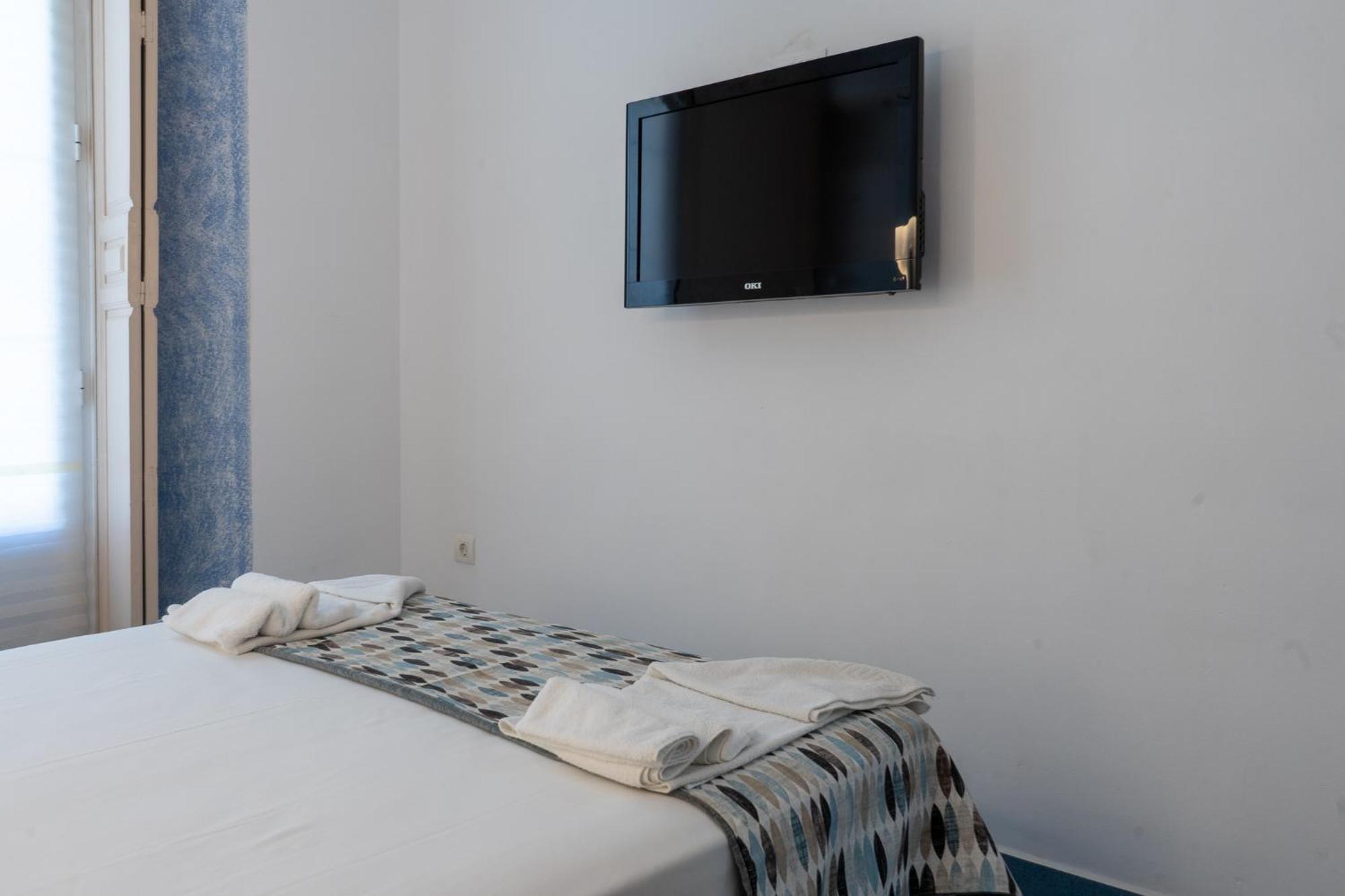 Mar Y Arte Apartamentos Malaga Room photo